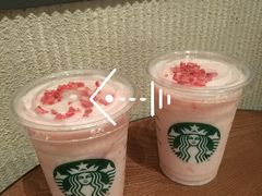 草莓酸奶星冰乐-星巴克(汕头群光广场店)