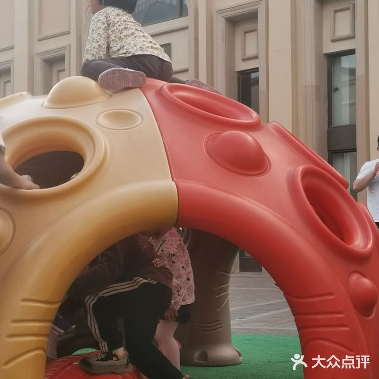 汤山奥特莱斯摩天轮🎡