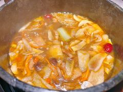 -芸山季·云南山珍菌火锅(人民广场来福士店)