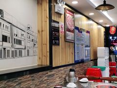 大堂-八合里牛肉火锅(新洲店)