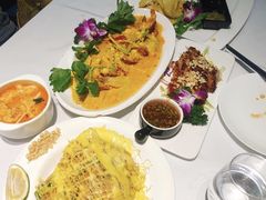 -暹罗酒肆泰餐厅酒吧