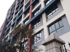 -上海财经大学附属北郊高级中学