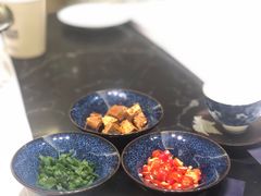 -红鼎豆捞·非遗鲍皇汤火锅(宝丰路店)