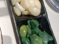 双色糖蒜-一只羊·铜锅涮羊肉烧烤