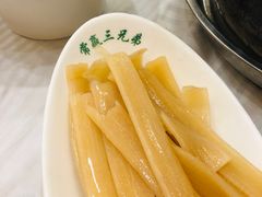 -常赢三兄弟·清真涮肉·清真炒菜(朝阳新城店)