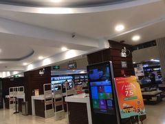 -新华书店(泉城路店)