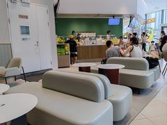 -奈雪的茶(优特汇店)