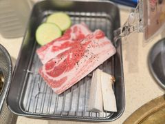 -蚂蚁洞·烤肉大营地(上海静安大悦城店)