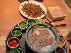 -浩海火燒雲傣家菜(芮欧百货店)