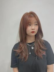 -诗悦发型SALON·圣罗兰店