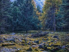 -硗碛藏寨·神木垒景区