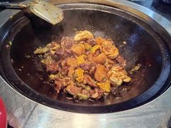 -高家小院铁锅炖大鹅(哈西高铁站店)