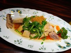 始创葱油淋鸡-粤·向群饭店(麓景路店)