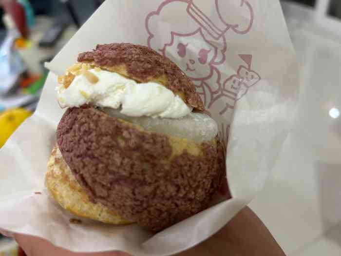 西树泡芙(新苏天地店)-"脆皮奶棒真的是超好吃了! 每次我都是买.