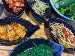 -金刚山黑牛炭火自助烤肉(西大望路店)