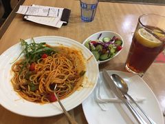 -必胜客(中大银泰店)