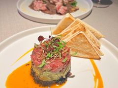 牛肉塔塔配牛油果黑橄榄酱-Solo(衡山路店)