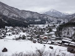-白川乡与五箇山的合掌构造村落