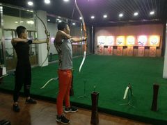 -顶峰射箭俱乐部(城东路店)