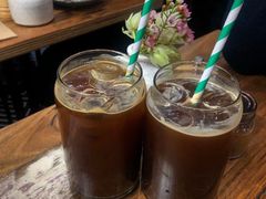 -FLOVIE FLORIST CAFE