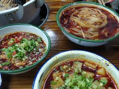 -咏勝锑锅麻辣烫(净居寺路总店)