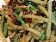 -深巷家味馆.湖北头牌红烧鱼头拌饭(黄陂店)