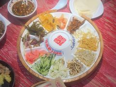 -怪噜范·老贵阳街头名小吃(鸿通城店)