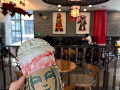 -星巴克(南宁民歌湖店)