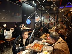 -老街烧烤大排档·地道湖北菜·龙虾馆(汉口火车站店)