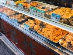 面包甜点陈列柜-春苗炸鸡