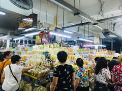 -瓦洛洛传统市场