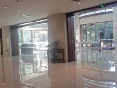 -南桥绿地铂骊酒店