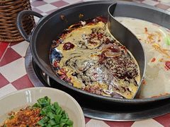 -赵美丽·重庆社区火锅·直营店(火车东站·中豪国际店)