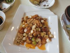 烙饼黑肘子-老浒记民俗酒楼(王府井店)