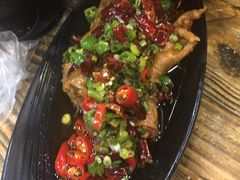 -二钳洞庭虾蟹·江湖菜(成都鹭岛店)