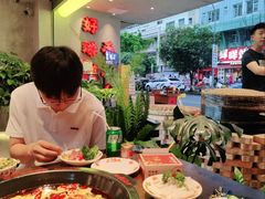 -牛市坎火锅(建设路店)