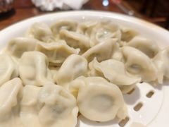 肉三鲜饺子-那家老院子东北菜·饺子·小鸡炖蘑菇(艳华街店)
