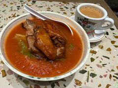 番茄浓汤鸡翅猪扒米线-华嫂冰室(尖沙咀店)