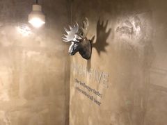 -HIGH FIVE哈福手工汉堡(桂林路店)