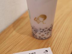 紫米波波茶-喜茶(上海兴业太古汇店)