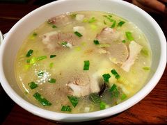 西安传统羊肉泡馍-长安面坊(西点茂店)