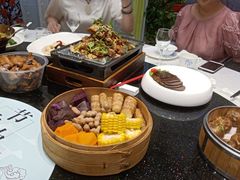 -香山湖家家宴(中山陵店)