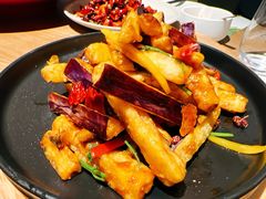 -青梅酒肆PLUS(长白仙岛北路店)