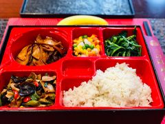 辣炒回锅肉-三好坞景观餐厅