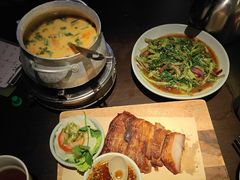 -大头虾越式风味餐厅(光明广场店)