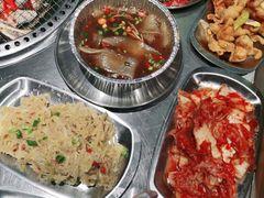 -马路牙子烧烤音乐酒馆(望京店)