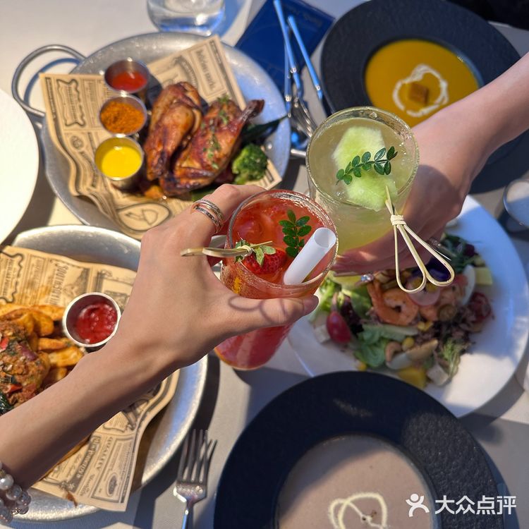 重庆探店｜来福士江景西餐厅 北索