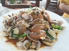 -四川小胡子海鲜(丁村万人海鲜广场店)