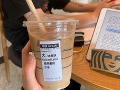 -星巴克(武汉光谷青年汇店)