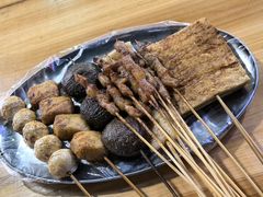 -松树干拌面店